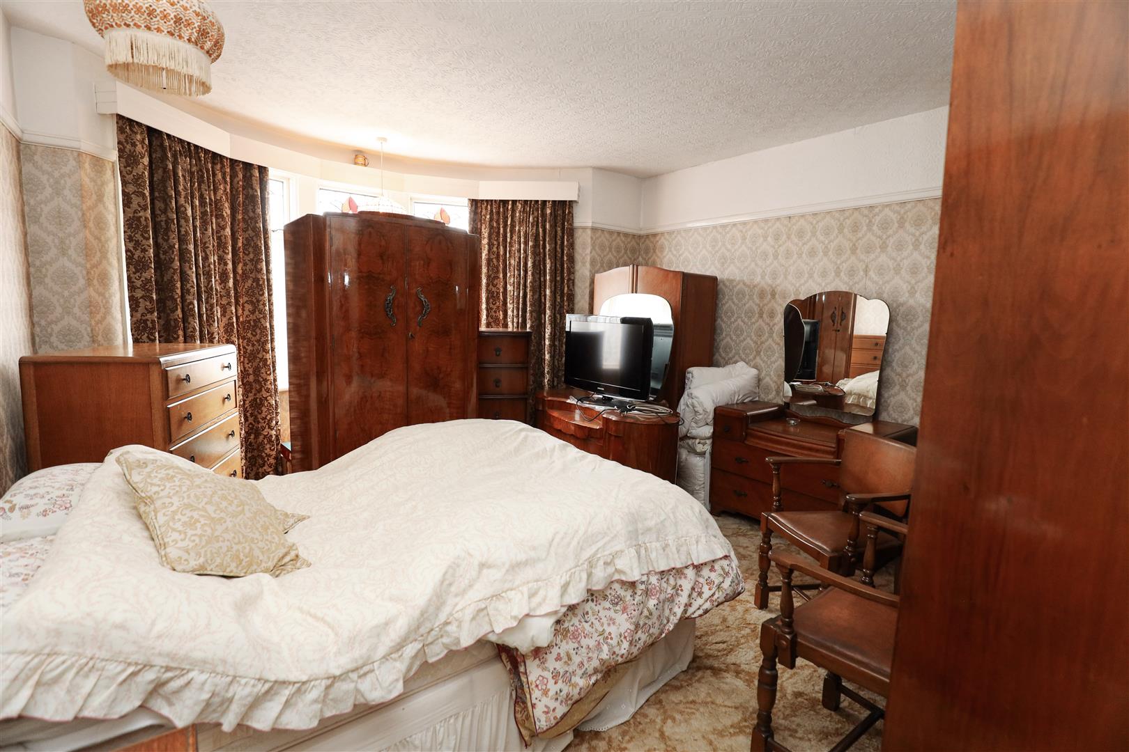 70 Broadway, Llanblethian, Cowbridge, Vale of Glamorgan, CF71 7EW